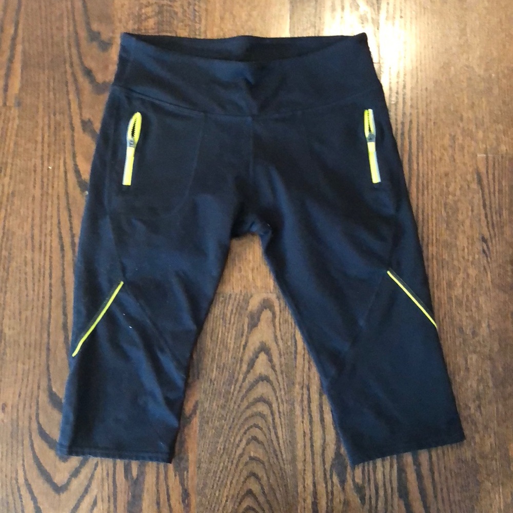Fabletics Cropped Leggings